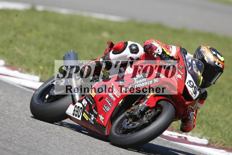 /Archiv-2025/48 25.08.2025 Cornu Master School ADR/rot-rouge/99